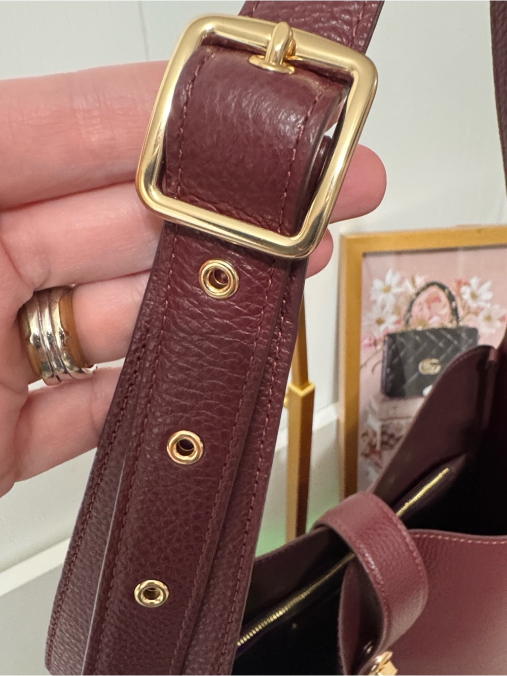 2025 Coach Hadley Hobo shoulder bag in Merlot NWOT - Picture 8 of 14